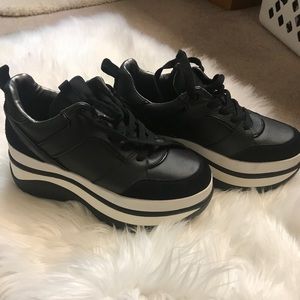 Michael Kors snickers